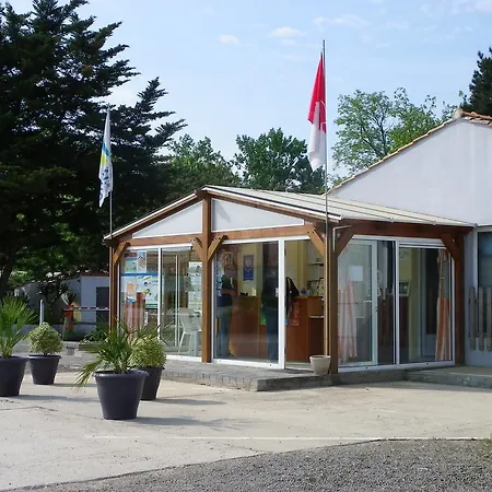Camping Le Parc De La Greve Nantes
