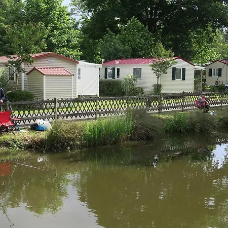 Campeggio Camping Le Parc De La Greve Nantes