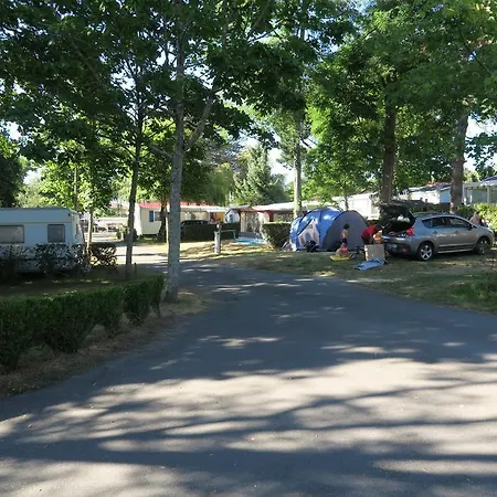 Camping Le Parc De La Greve Campsite 4*