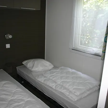 Camping Le Parc De La Greve Campsite 4*