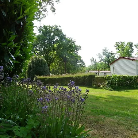 Camping Le Parc De La Greve Camping Nantes