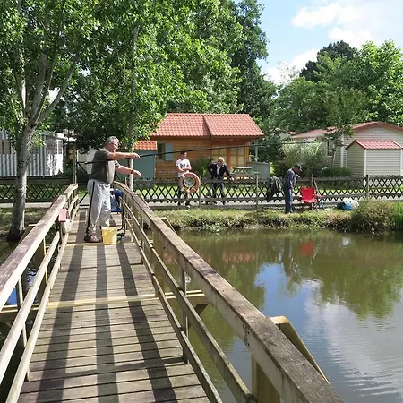 Camping Le Parc De La Greve Nantes