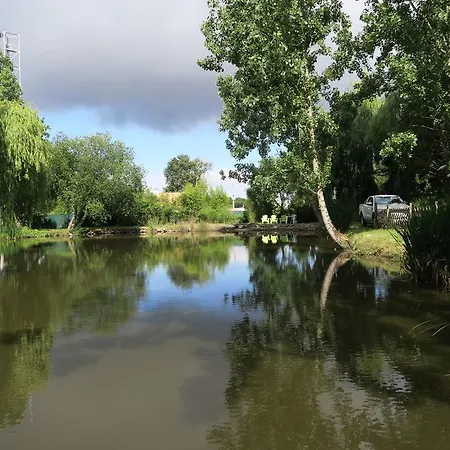 Camping Camping Le Parc De La Greve Nantes